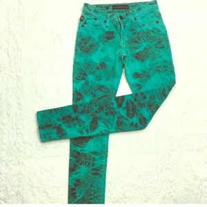 💝50% off Rock and Republic denim